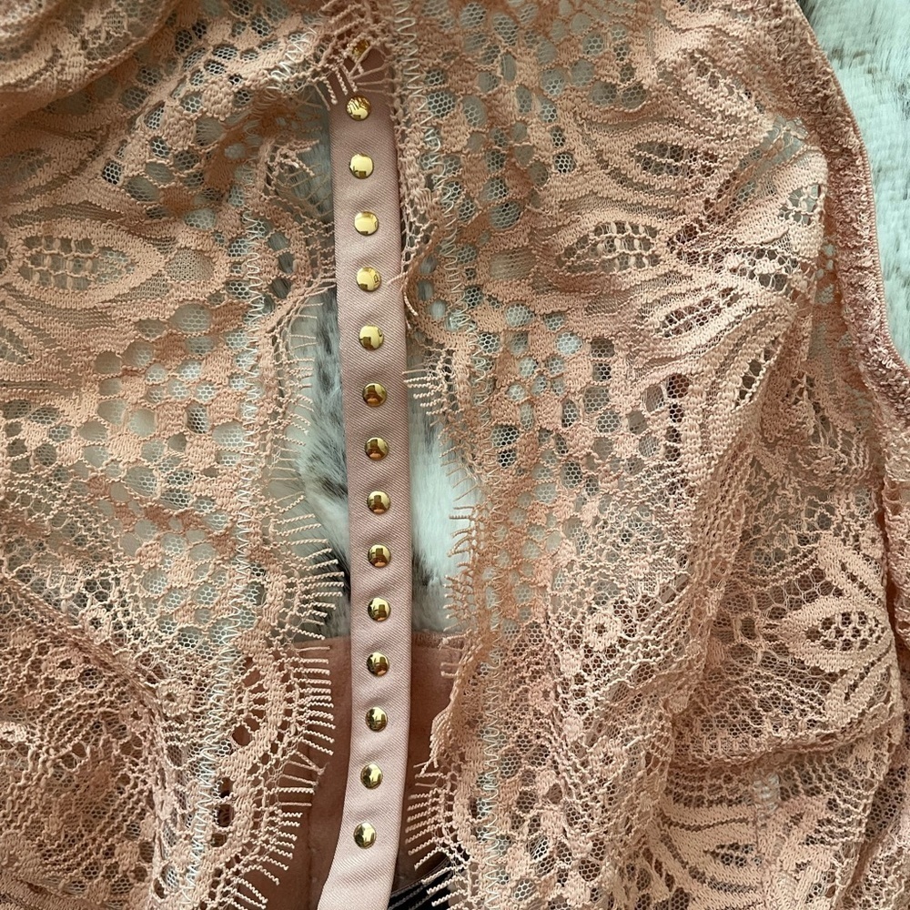 Victoria’s Secret Very Sexy Plunge Bra 34C Panty M NWT 🆕 Lingerie Set 🩷🩷 - Picture 9 of 16